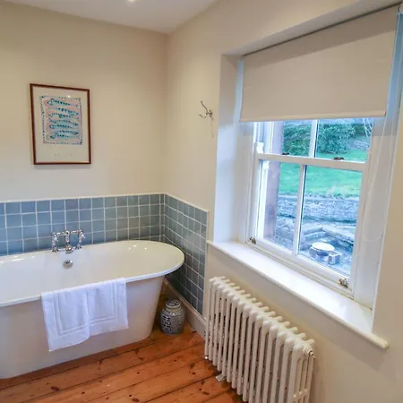 Sunnyside, With Large Garden In A Popular Village In The Eden Valley With Outdoor Swimmin Pool Сasa de vacaciones