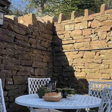 Sunnyside, With Large Garden In A Popular Village In The Eden Valley With Outdoor Swimmin Pool