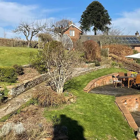 Sunnyside, With Large Garden In A Popular Village In The Eden Valley With Outdoor Swimmin Pool Lazonby